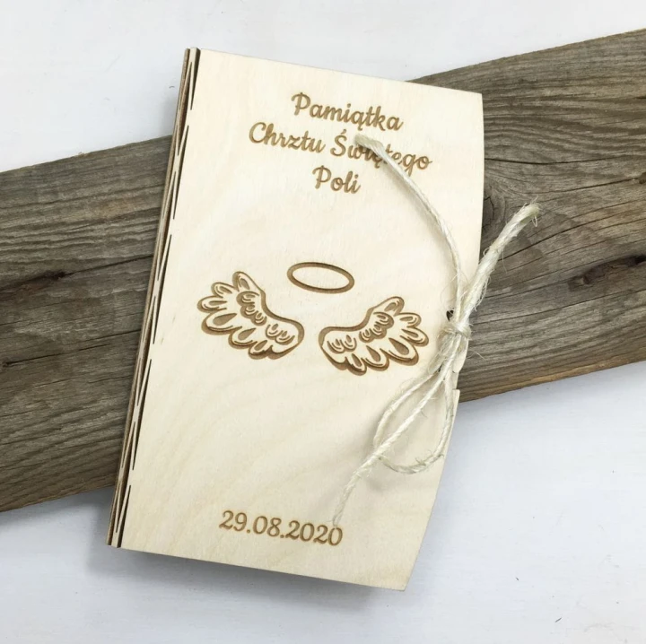 Pamiątka koperta drewniana Chrzest Święty na pieniądze