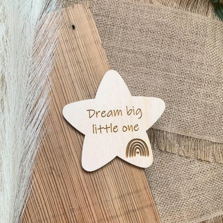 dream big little one tabliczka do zdjęć