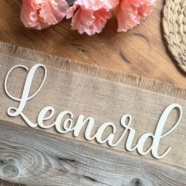 drewniane imię na ścianę Leonard