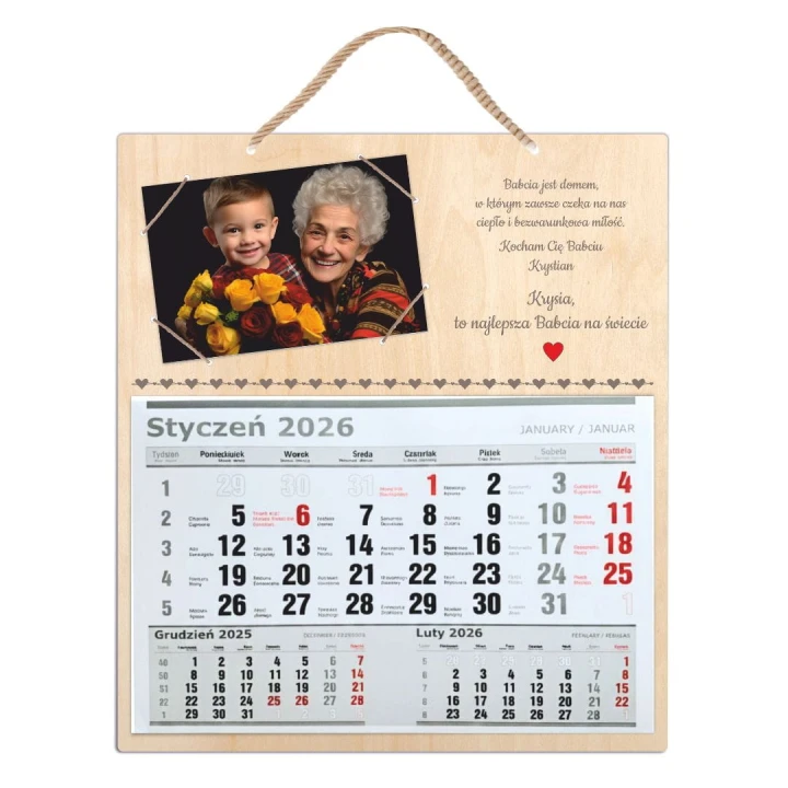 personalizowany kalendarz ścienny 2026 dla babci na sklejce z miejscem na zdjęcie 10x15