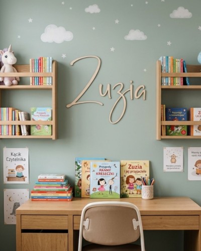 Drewniane imię Zuzia na ścianie w pokoju dziecka – personalizowana dekoracja ze sklejki