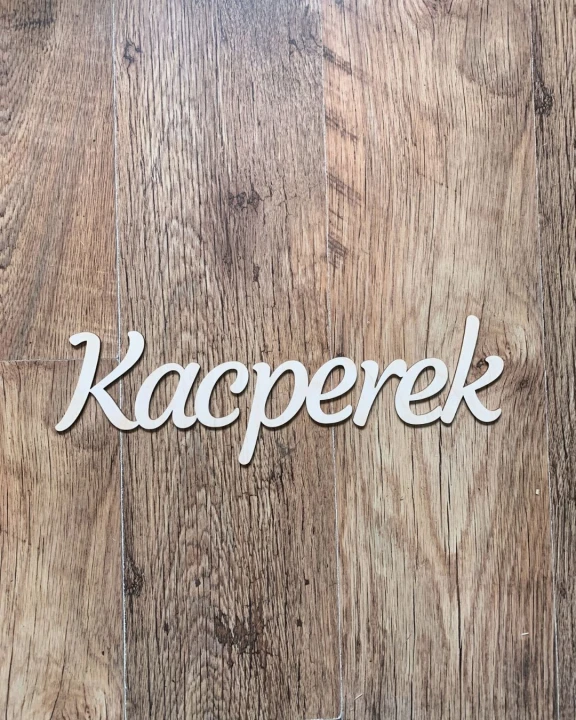 drewniane imię na ścianę Kacperek