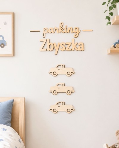 Samochód ze sklejki na ścianę w dziecięcym pokoju chłopca
